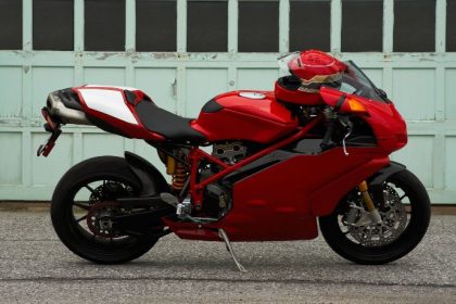 Descubra como a customização transforma motos e inspira apaixonados por duas rodas no Brasil.