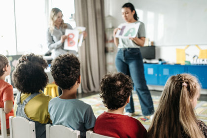 Sérgio Bento De Araújo destaca como a intencionalidade pedagógica e o registro de evidências fortalecem práticas alinhadas à BNCC na educação infantil.